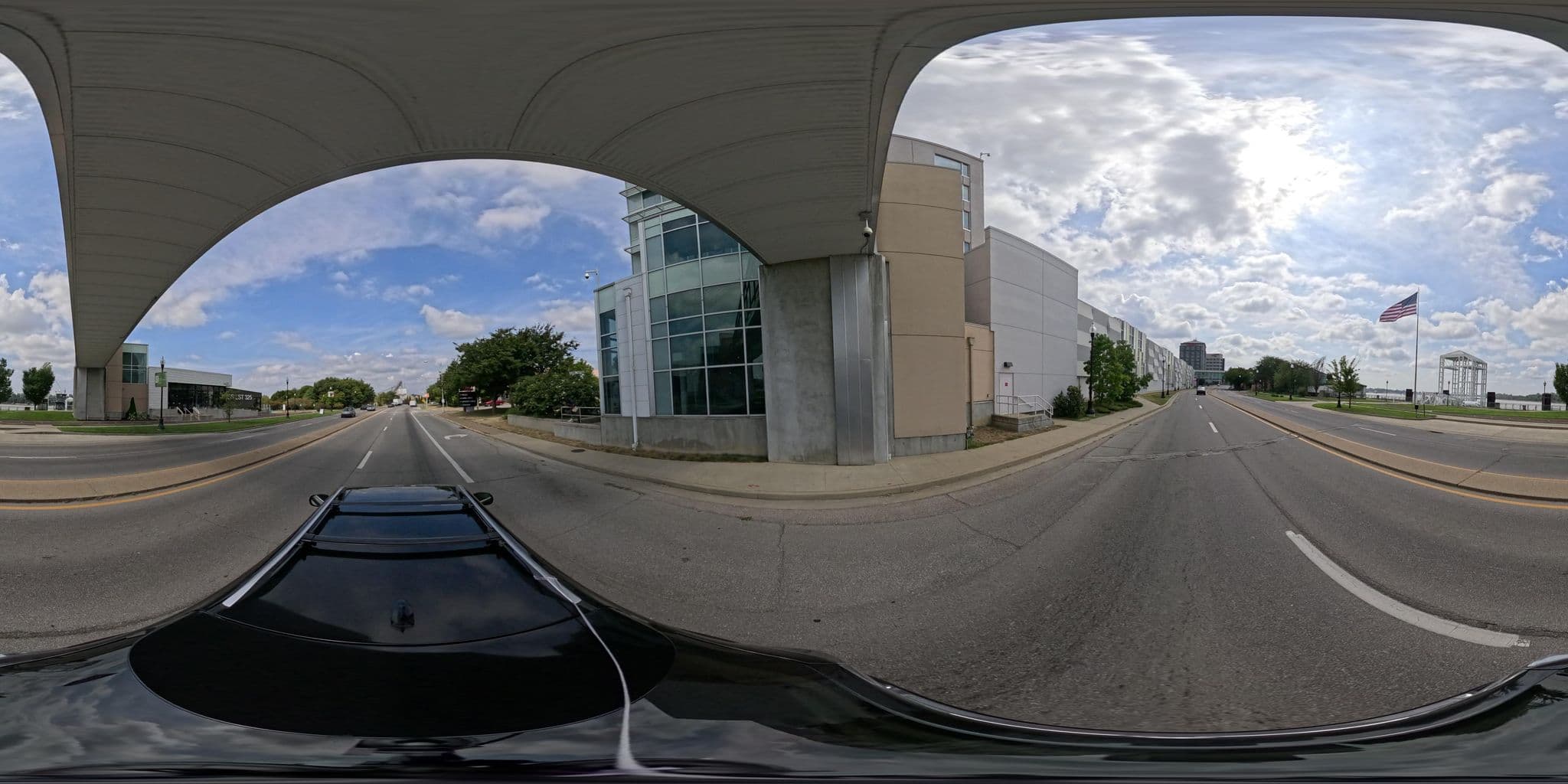 Street view near Le Merigot at Tropicana, Evansville — © TopoNick (CC BY-SA · Mapillary)