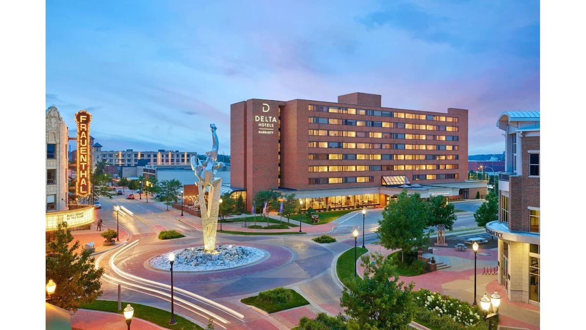 Delta Hotels Muskegon Convention Center, Hotel in Muskegon
