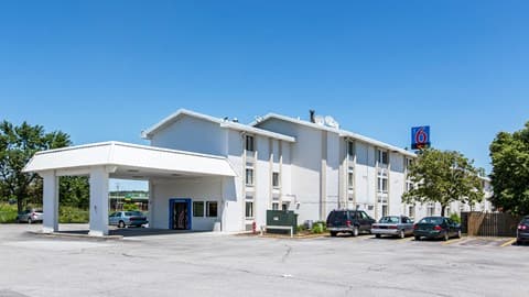 Motel 6 Council Bluffs, IA - Omaha East, Hotel in Council Bluffs