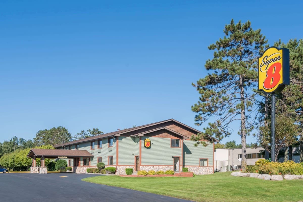 Super 8 by Wyndham Baxter/Brainerd Area, Motel in Brainerd