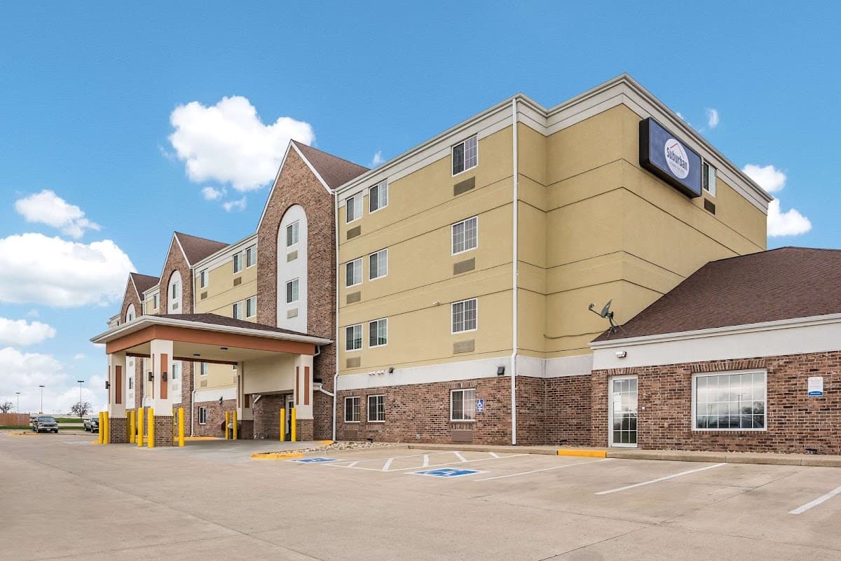 Suburban Studios, Hotel in Evansdale