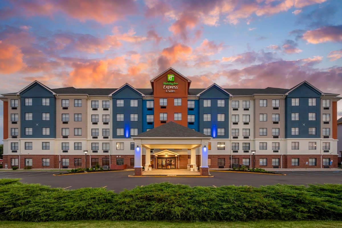 Holiday Inn Express and Suites Indianapolis East, Hotel in Warren Park