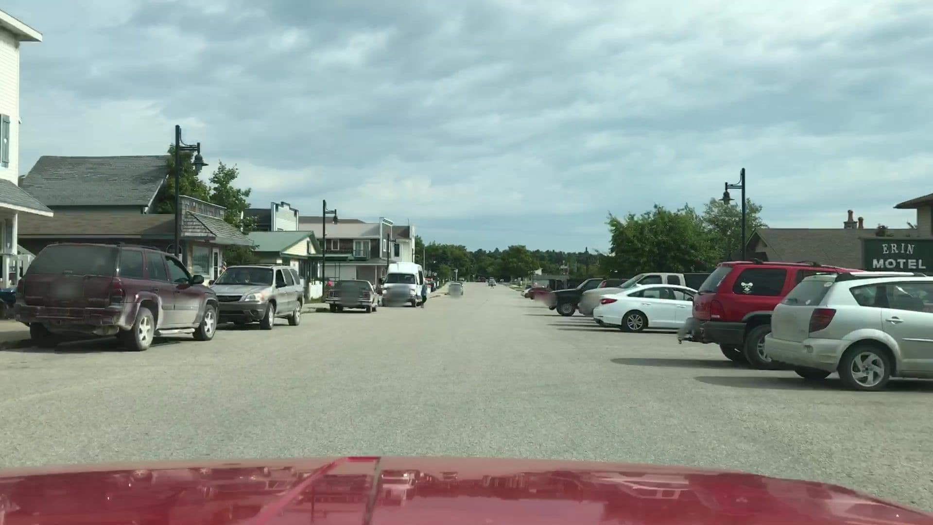 Street view near Erin Motel, Charlevoix — © lvl5 (CC BY-SA · Mapillary)