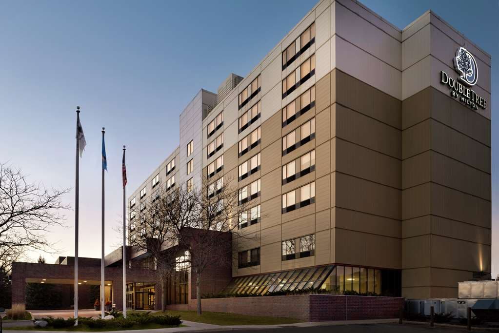 DoubleTree by Hilton St. Paul East, Hotel in Maplewood