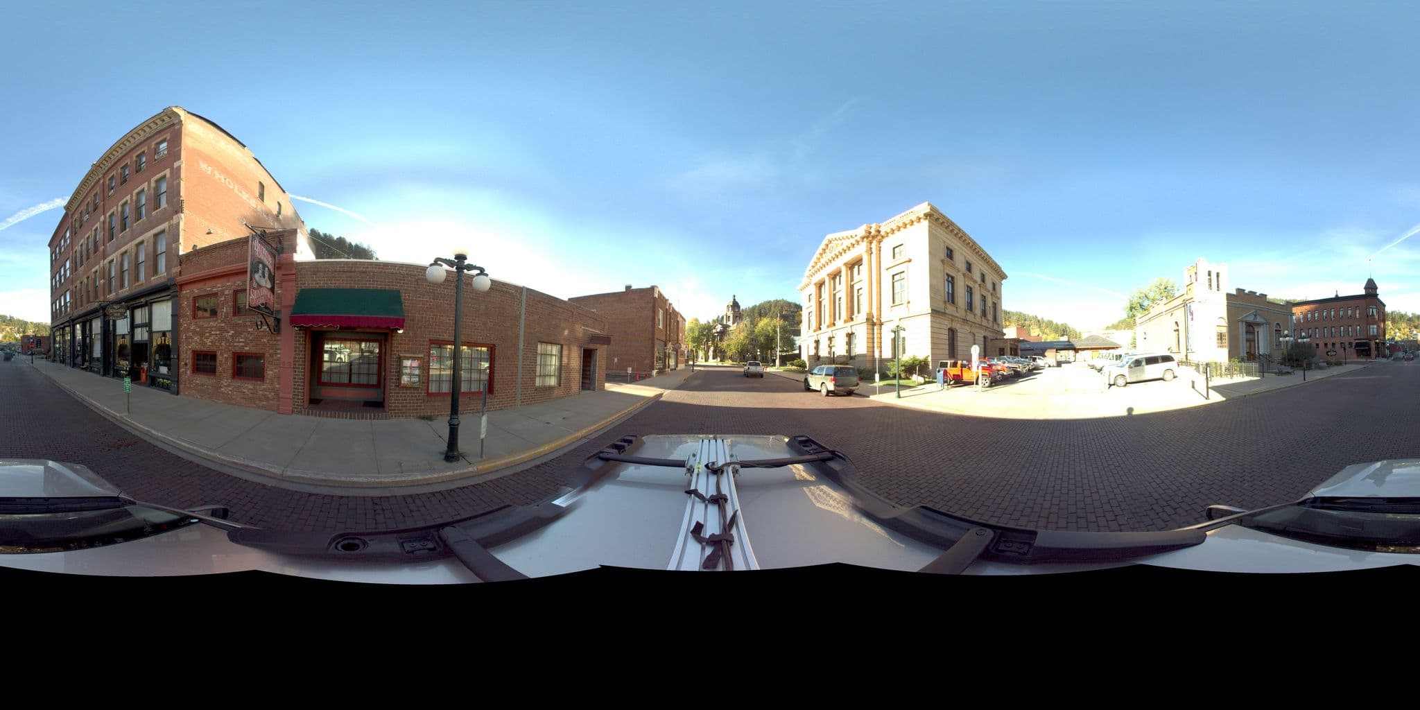 Street view near Butch Cassidy and Sundance Kid Suites, Deadwood — © lfuser (CC BY-SA · Mapillary)