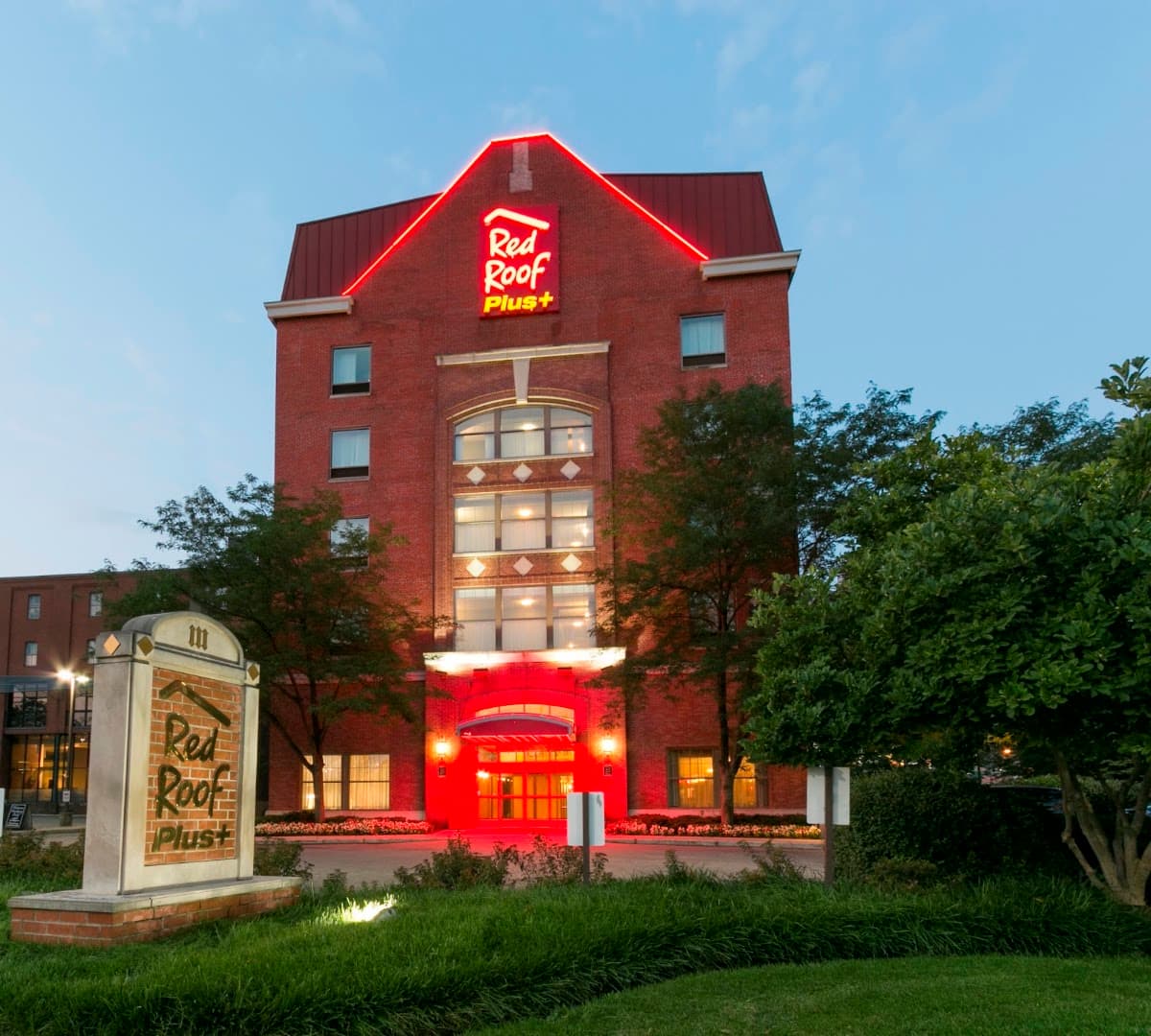 Red Roof PLUS+ Columbus Downtown-Convention Center, Hotel in Columbus