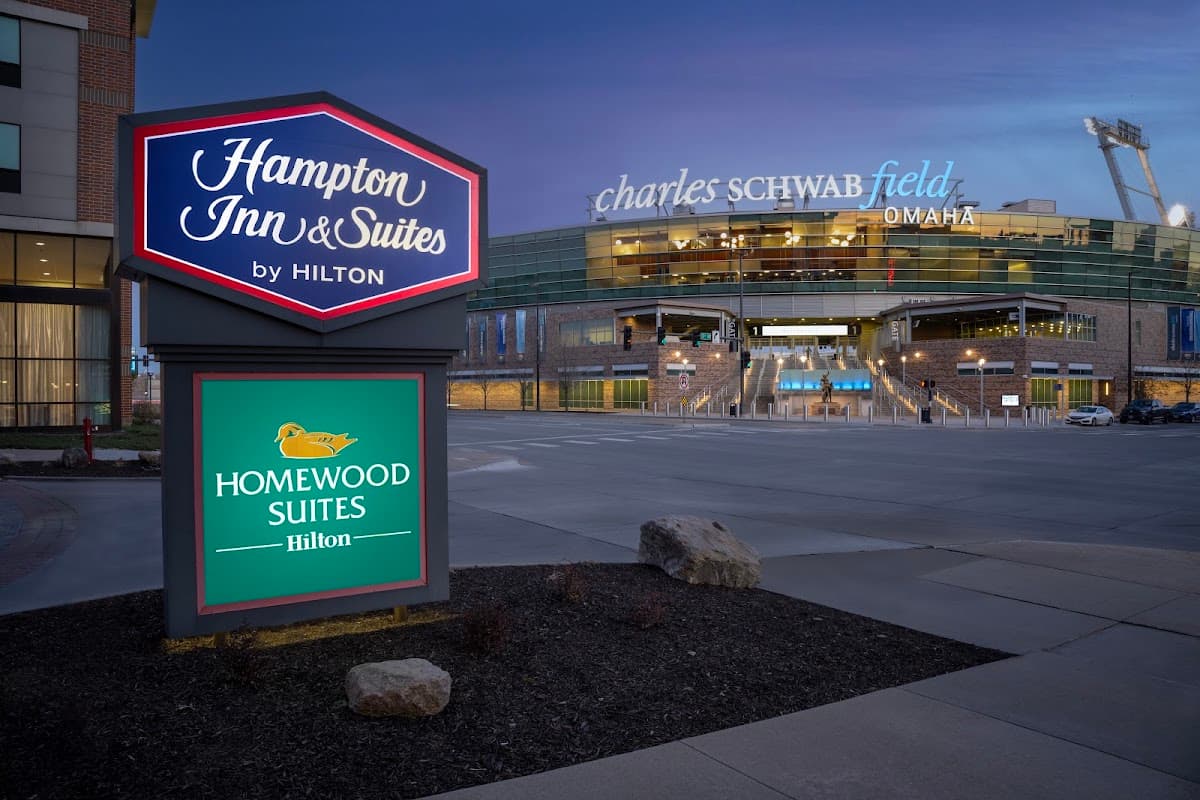 Homewood Suites by Hilton Omaha-Downtown, Hotel in Omaha