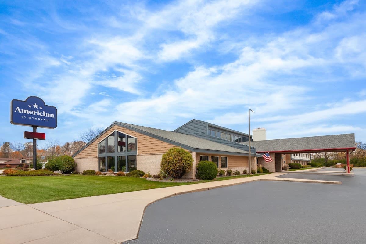 AmericInn Lodge & Suites Green Bay West, Hotel in Howard