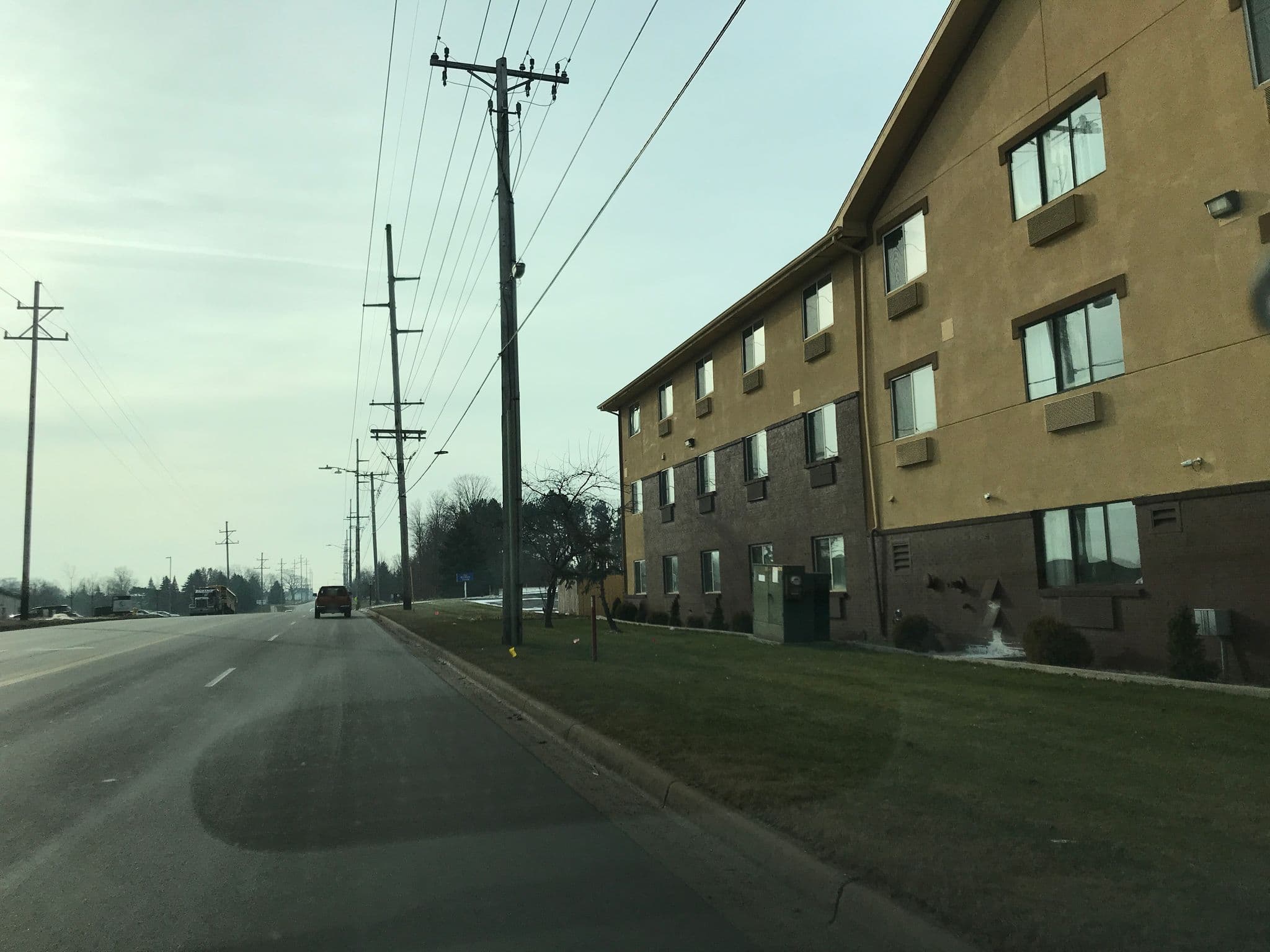 Street view near Baymont by Wyndham Holland, Holland — © mmiddlet (CC BY-SA · Mapillary)