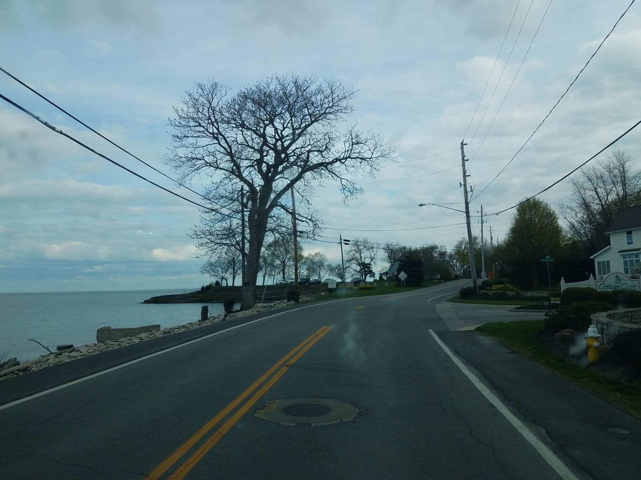 Street view near Lake Point Motel, Sandusky — © jbthemilker (CC BY-SA · Mapillary)