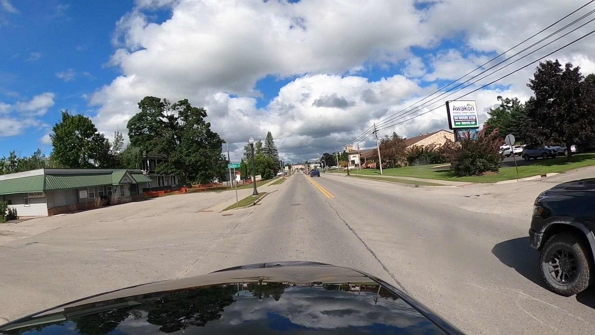 Street view near Lyon's Motel, Indian River — © treestryder (CC BY-SA · Mapillary)