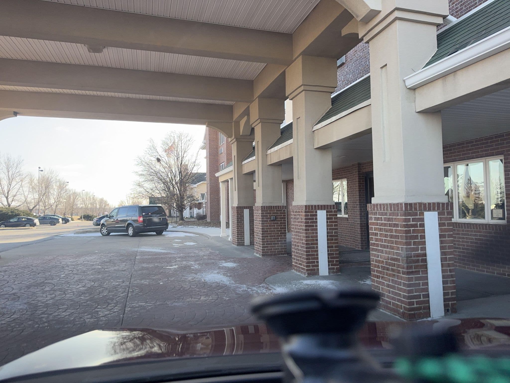 Street view near Country Inn & Suites, Lincoln — © quickness805 (CC BY-SA · Mapillary)
