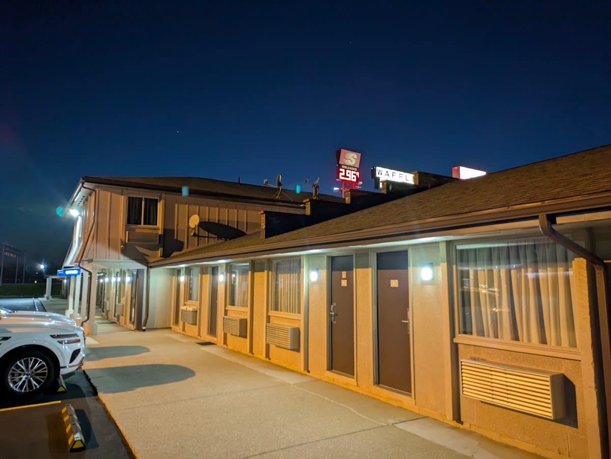 Economy Inn, Motel in Perrysburg