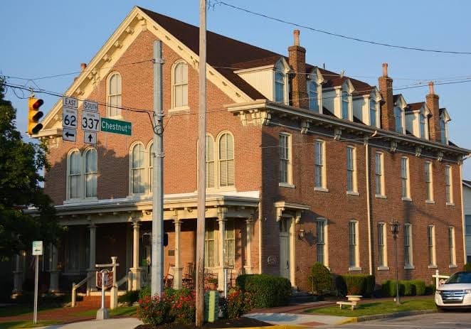 Kintner House Inn, Hotel in Corydon