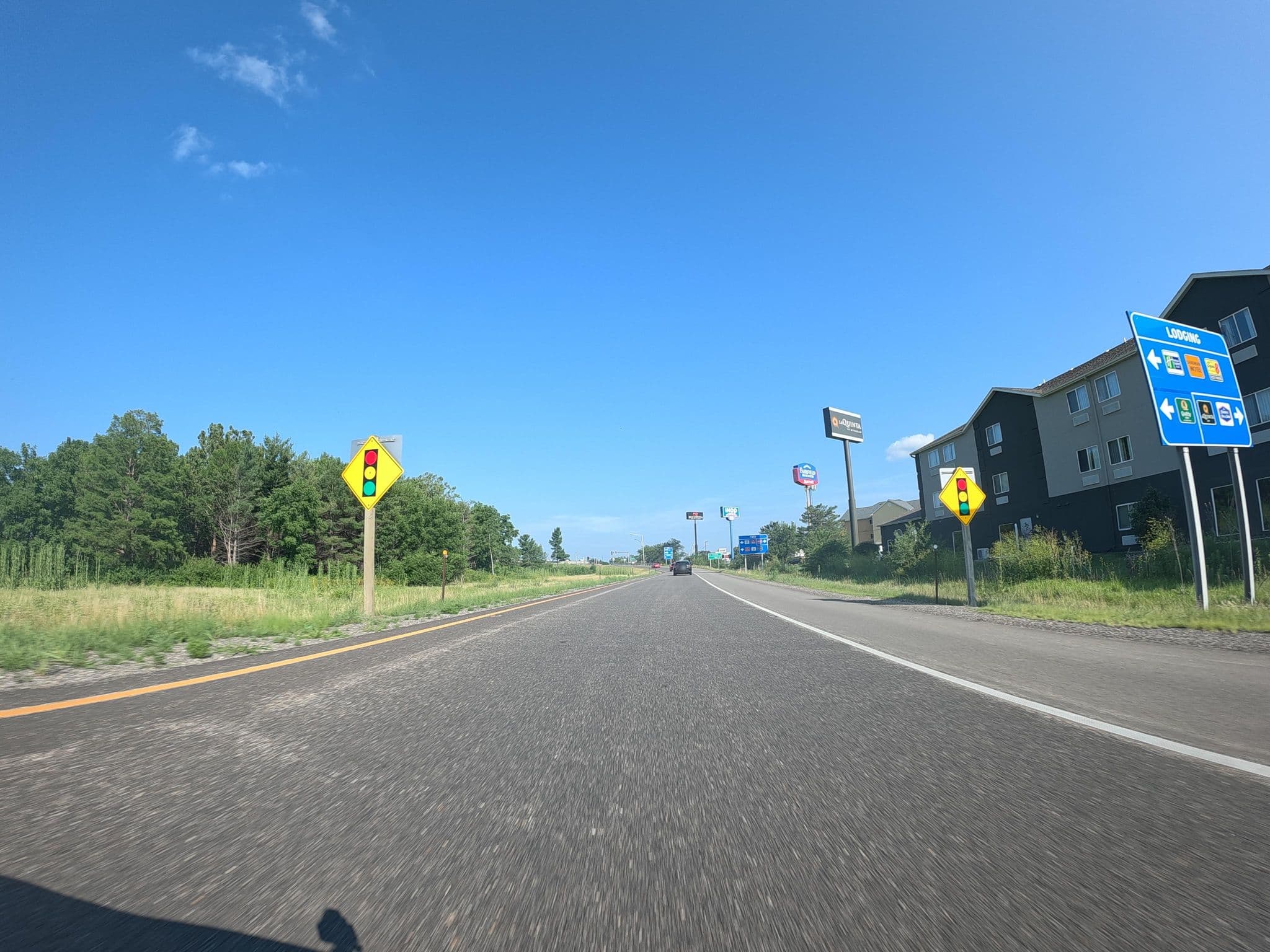 Street view near La Quinta Inn Peru Starved Rock State Park, La Salle — © vorpalblade (CC BY-SA · Mapillary)