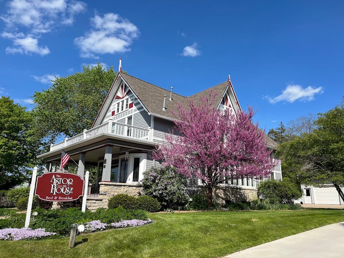 Astor House Bed & Breakfast, Hotel in Green Bay