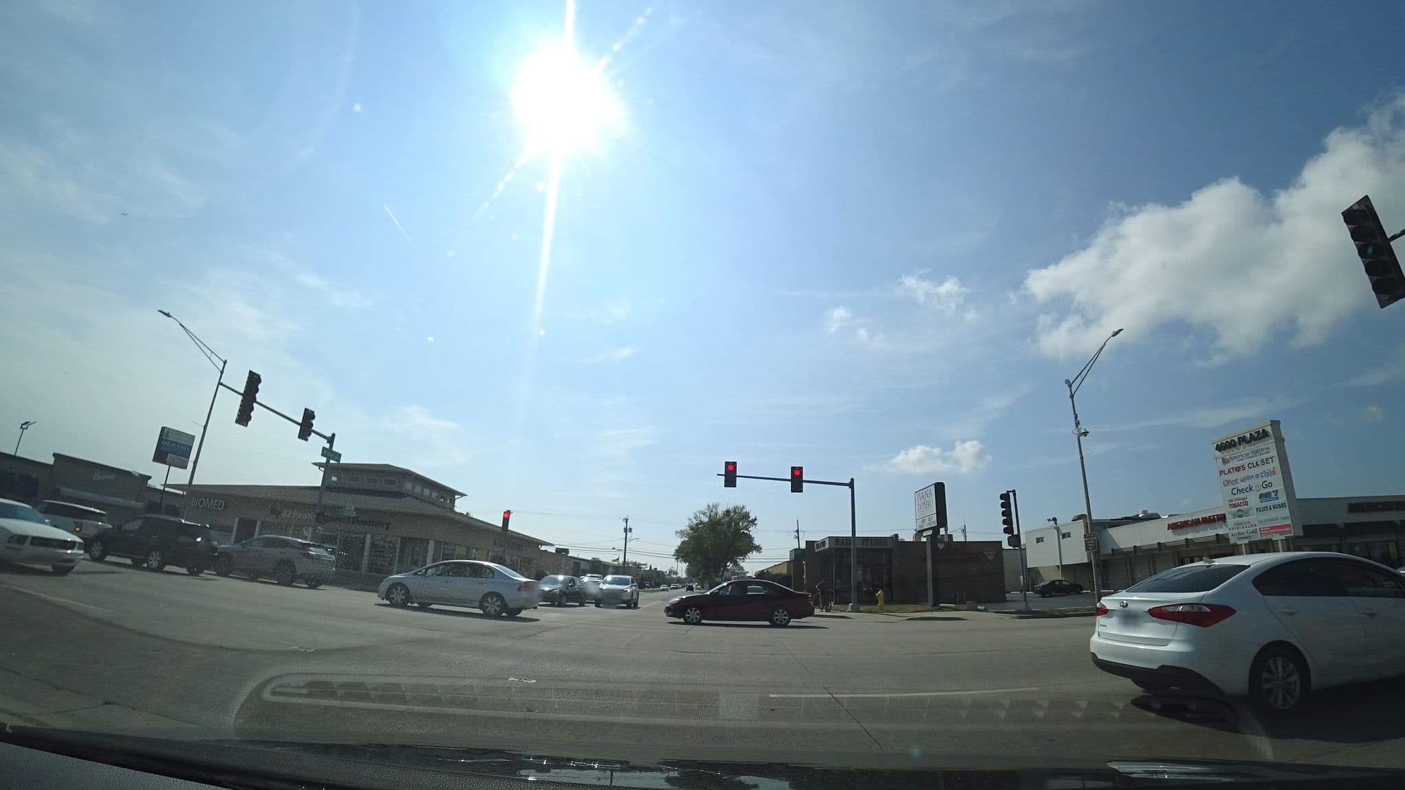 Street view near LP Motel, Harwood Heights — © mly_ord02 (CC BY-SA · Mapillary)