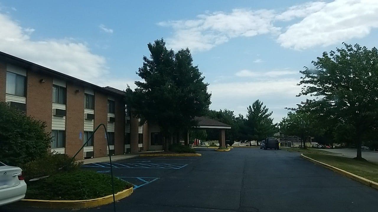 Street view near Quality Inn, Walker — © jbthemilker (CC BY-SA · Mapillary)