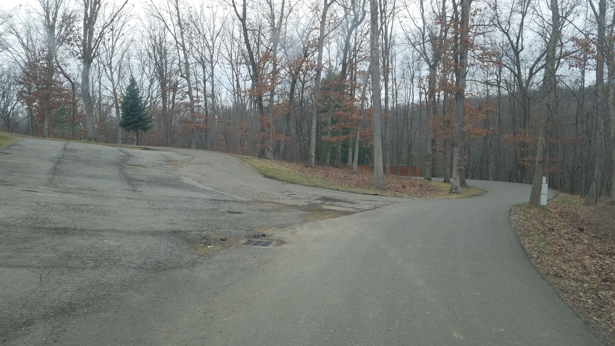 Street view near Landoll's Mohican Castle, Loudonville — © jbthemilker (CC BY-SA · Mapillary)