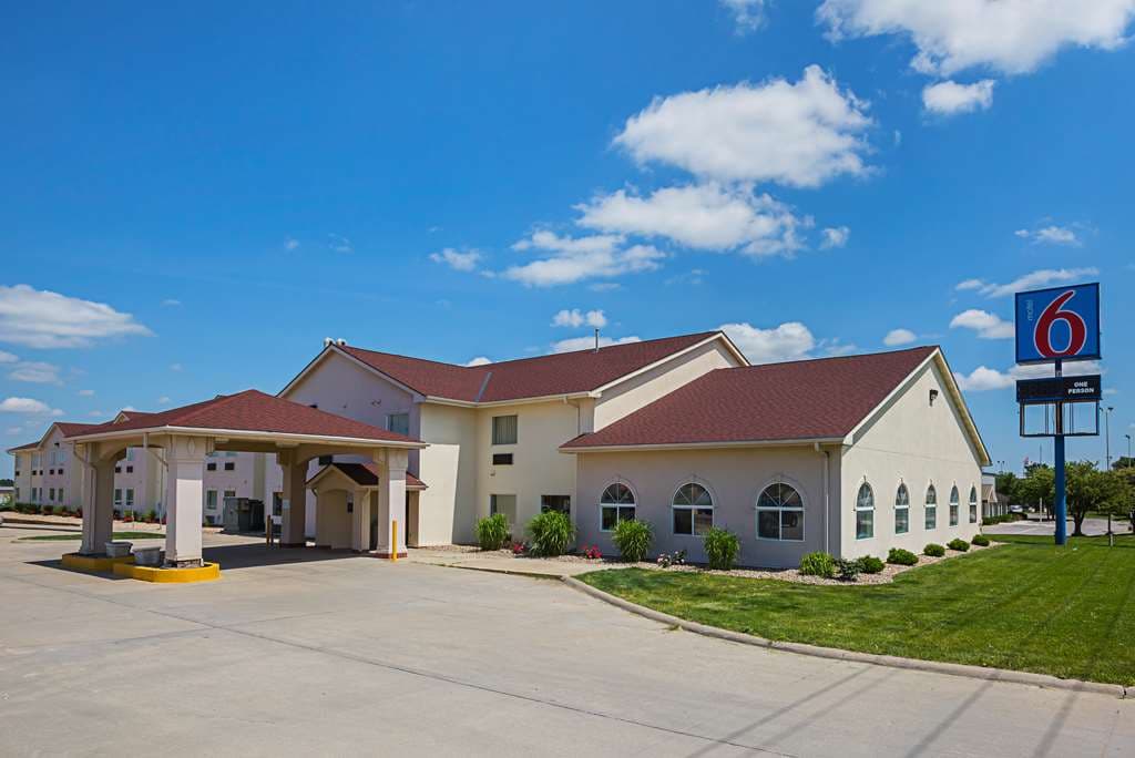 Motel 6 Omaha- IAT West, Motel in Chalco