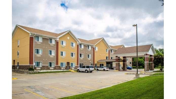 Quality Suites St. Joseph, Hotel in Saint Joseph