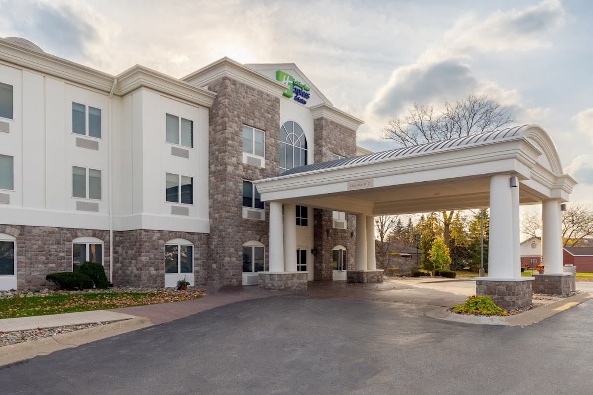 Holiday Inn Express & Suites Saginaw, Hotel in Zilwaukee