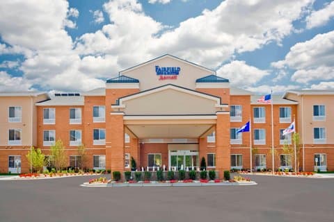 Fairfield Inn & Suites - Milwaukee Airport, Hotel in Greendale