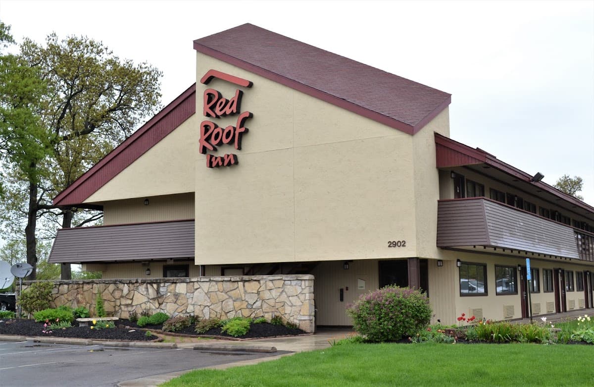 Red Roof Inn Elkhart, Hotel in Simonton Lake