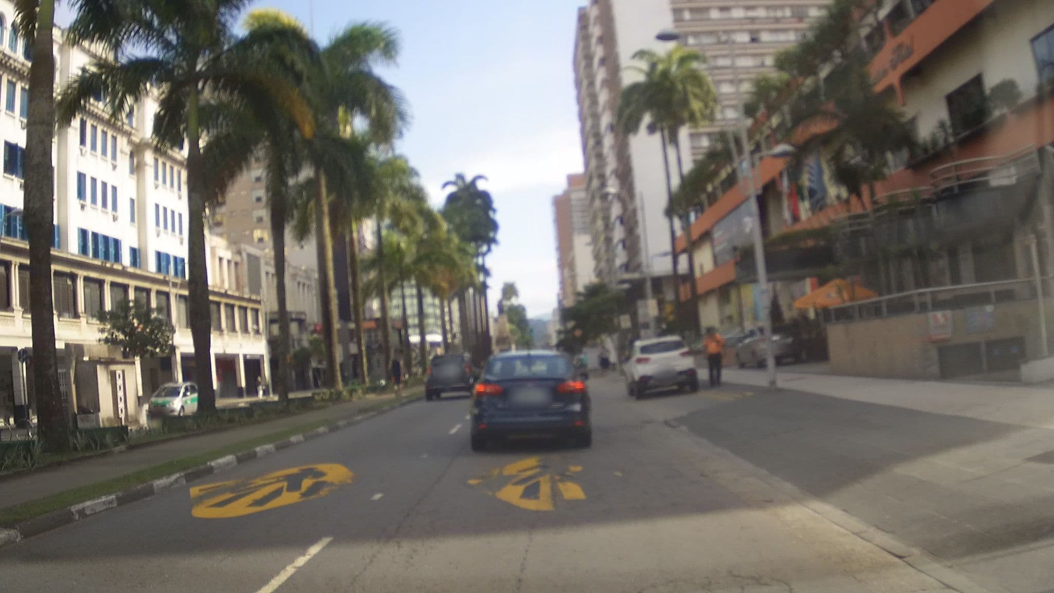 Street view near Hotel Parque Balneário, Santos — © marciosampaio (CC BY-SA · Mapillary)