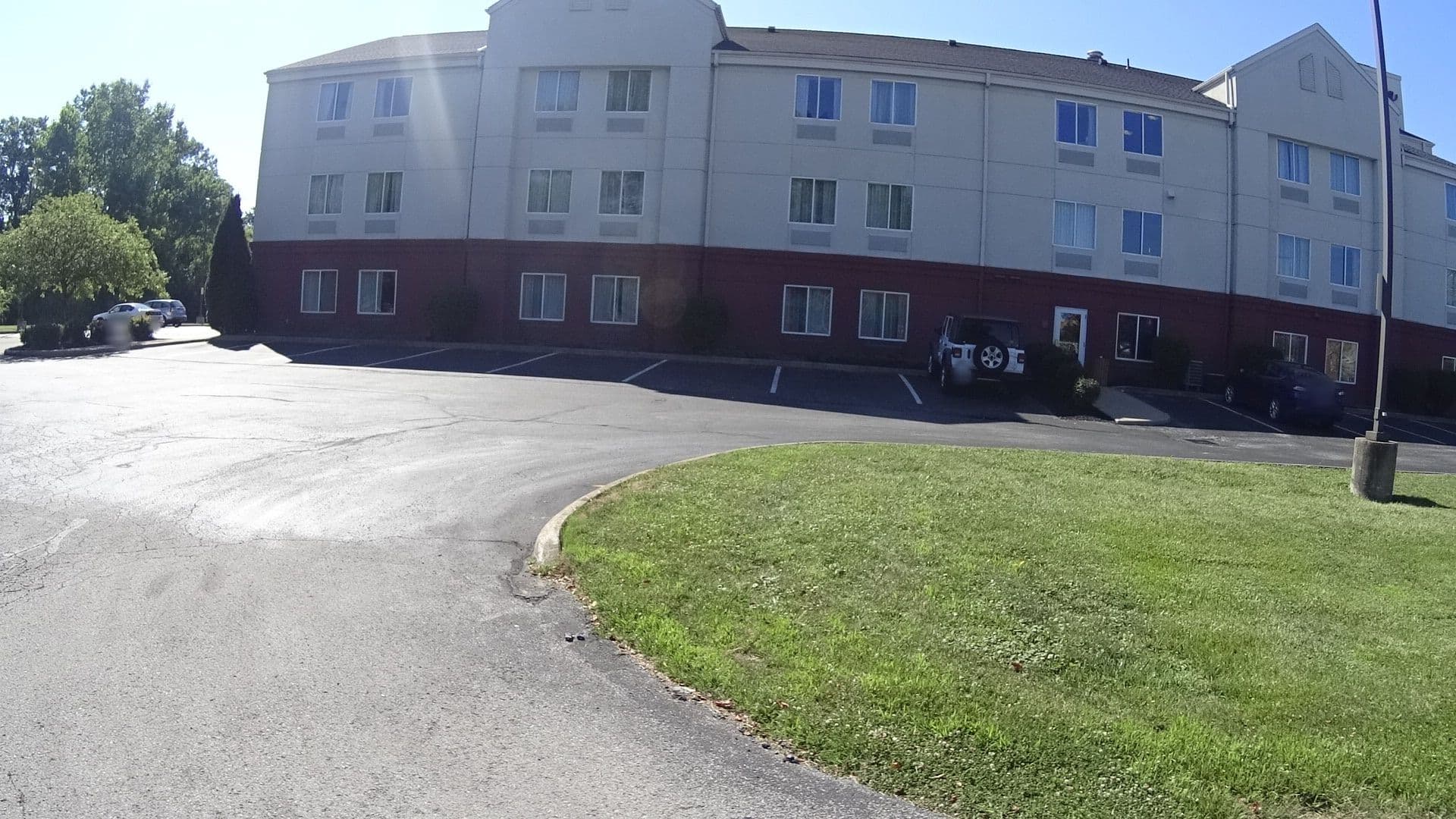 Street view near Hampton Inn Sandusky-Central, Sandusky — © mwroblewski (CC BY-SA · Mapillary)
