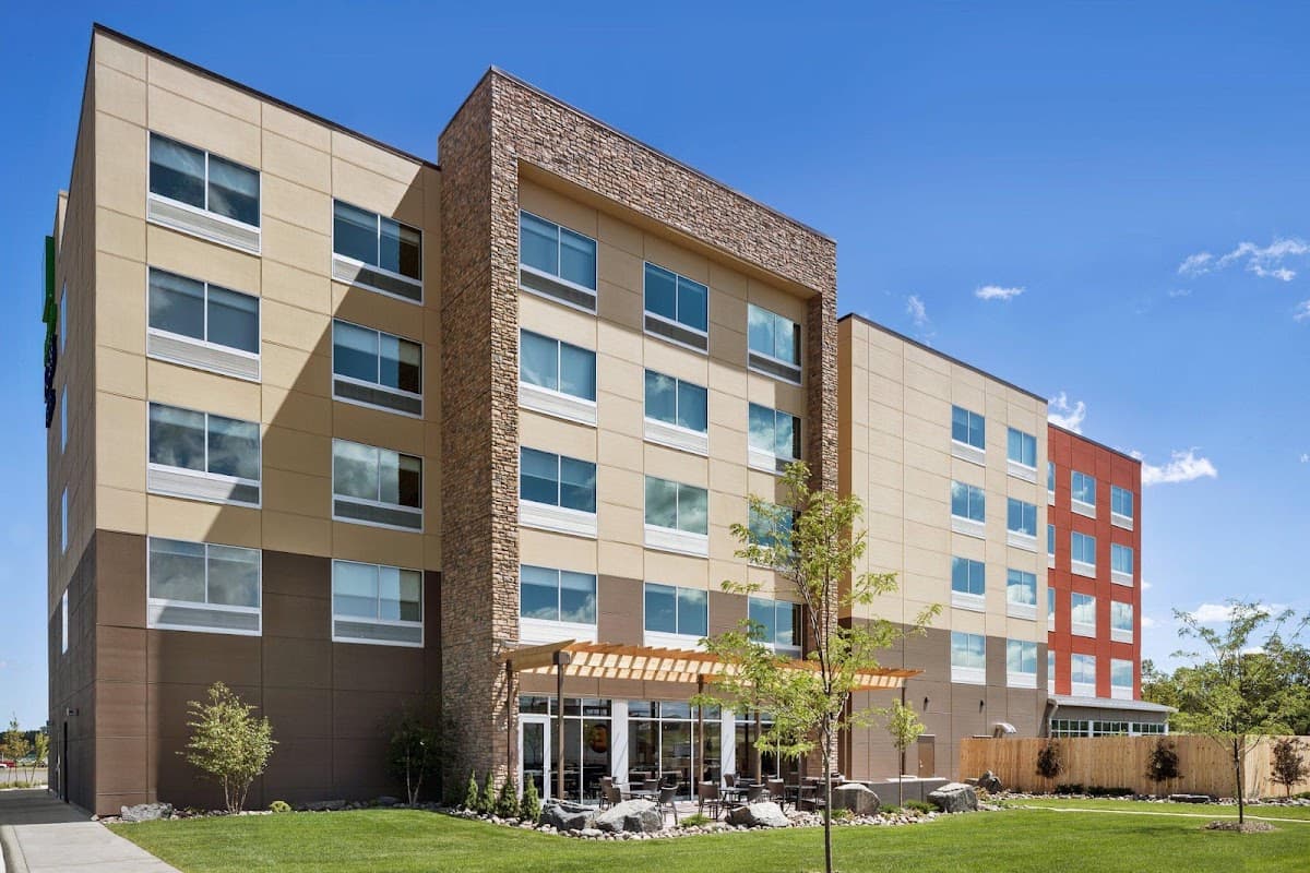 Holiday Inn Express & Suites Duluth North - Miller Hill, Hotel in Hermantown