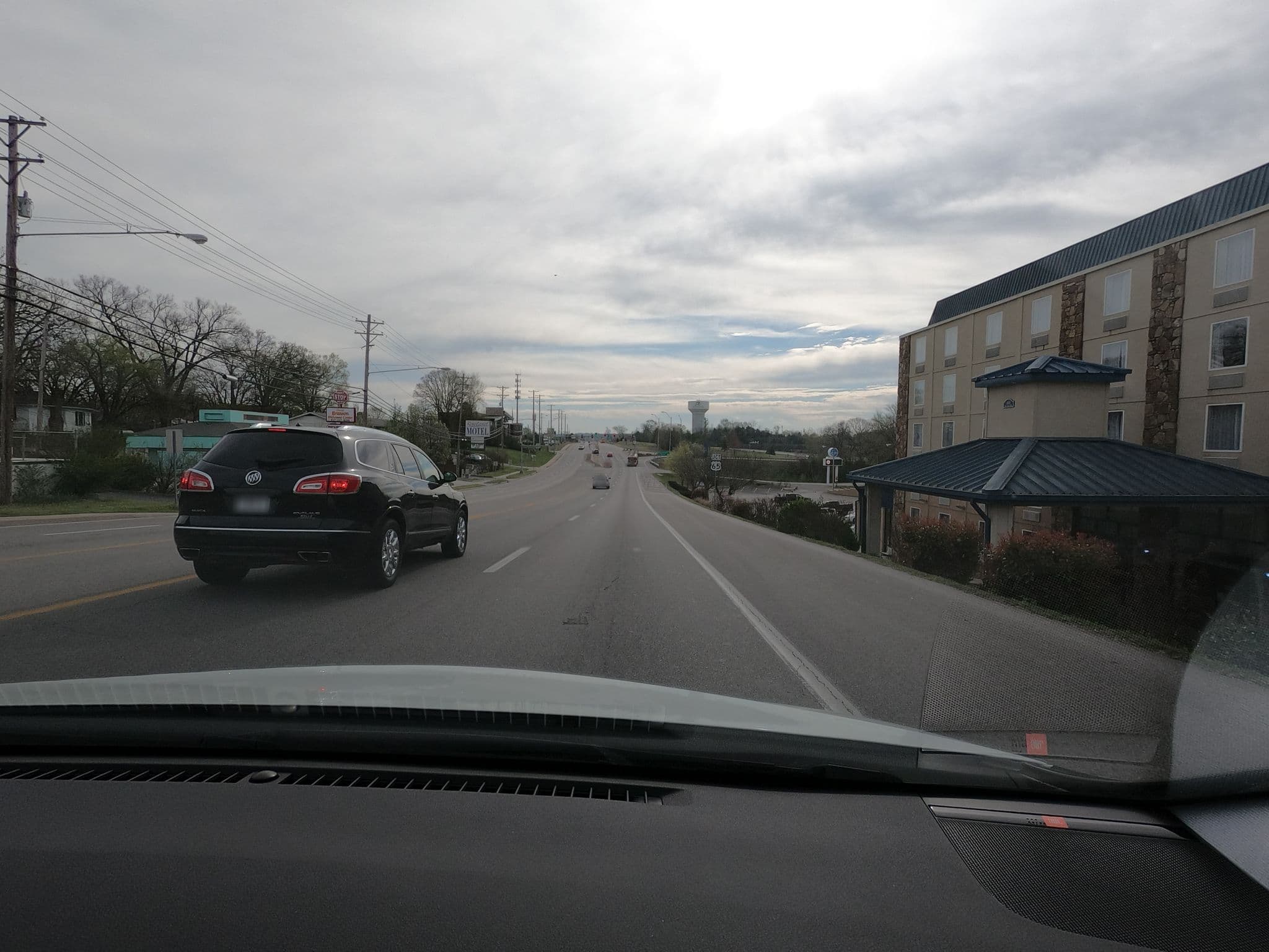 Street view near Baymont, Branson — © toebee (CC BY-SA · Mapillary)
