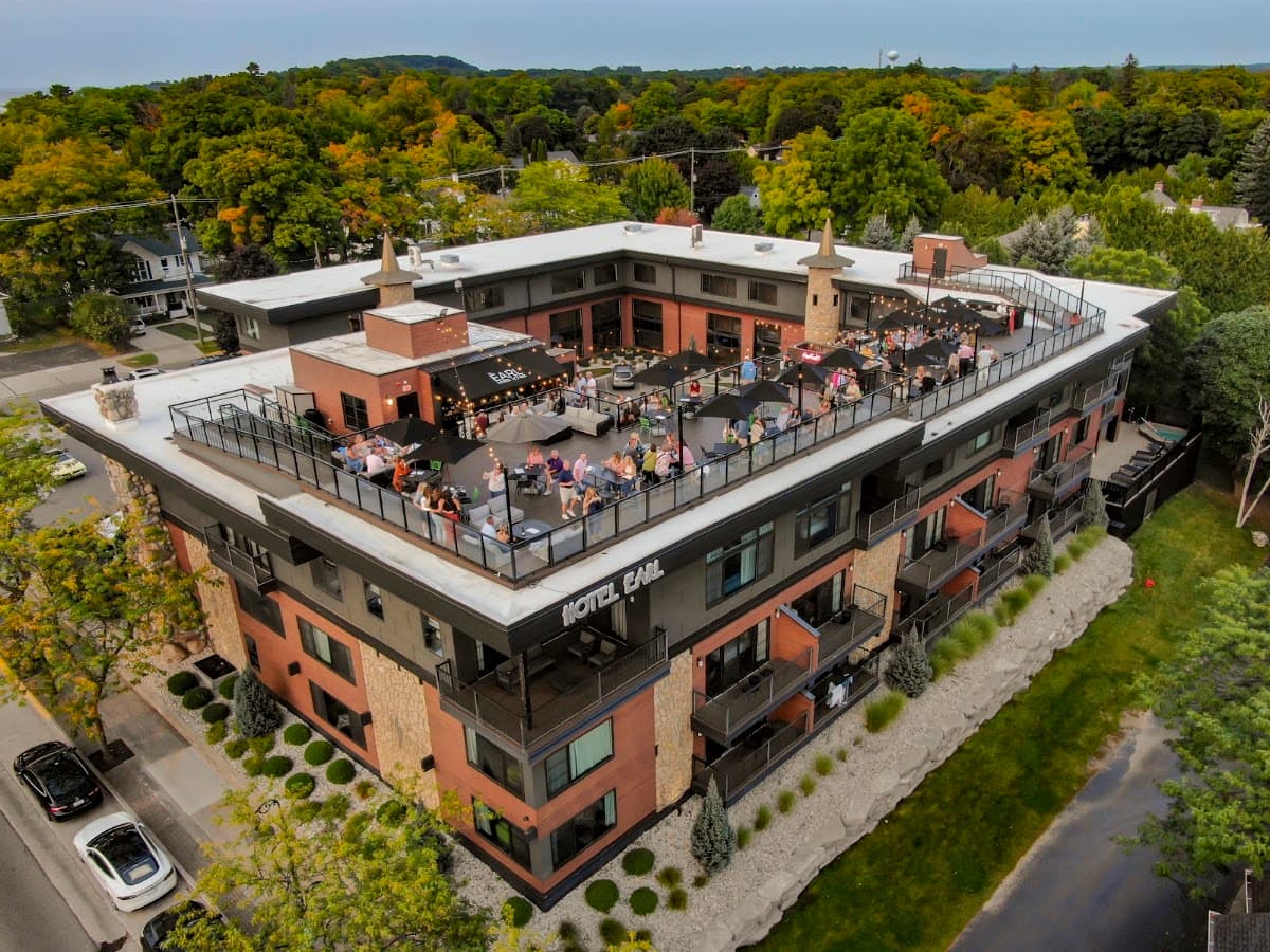 Hotel Earl of Charlevoix, Hotel in Charlevoix