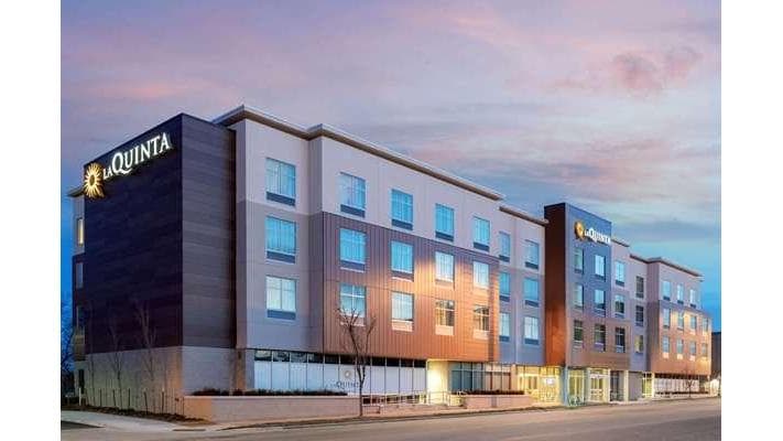 La Quinta Inn & Suites Kansas City Beacon Hill, Hotel in Kansas City