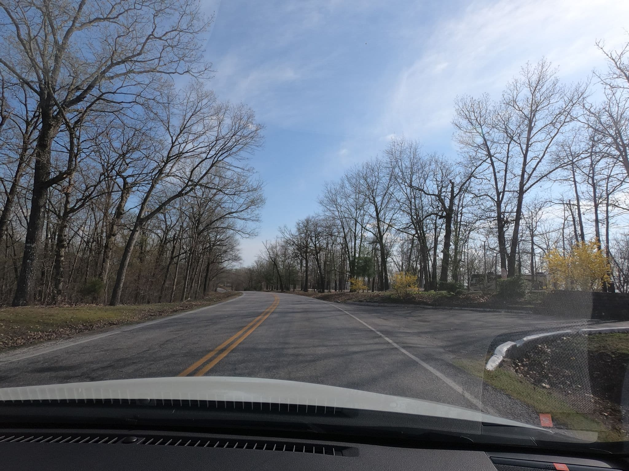 Street view near Silverdollar City Campground, Kimberling City — © toebee (CC BY-SA · Mapillary)