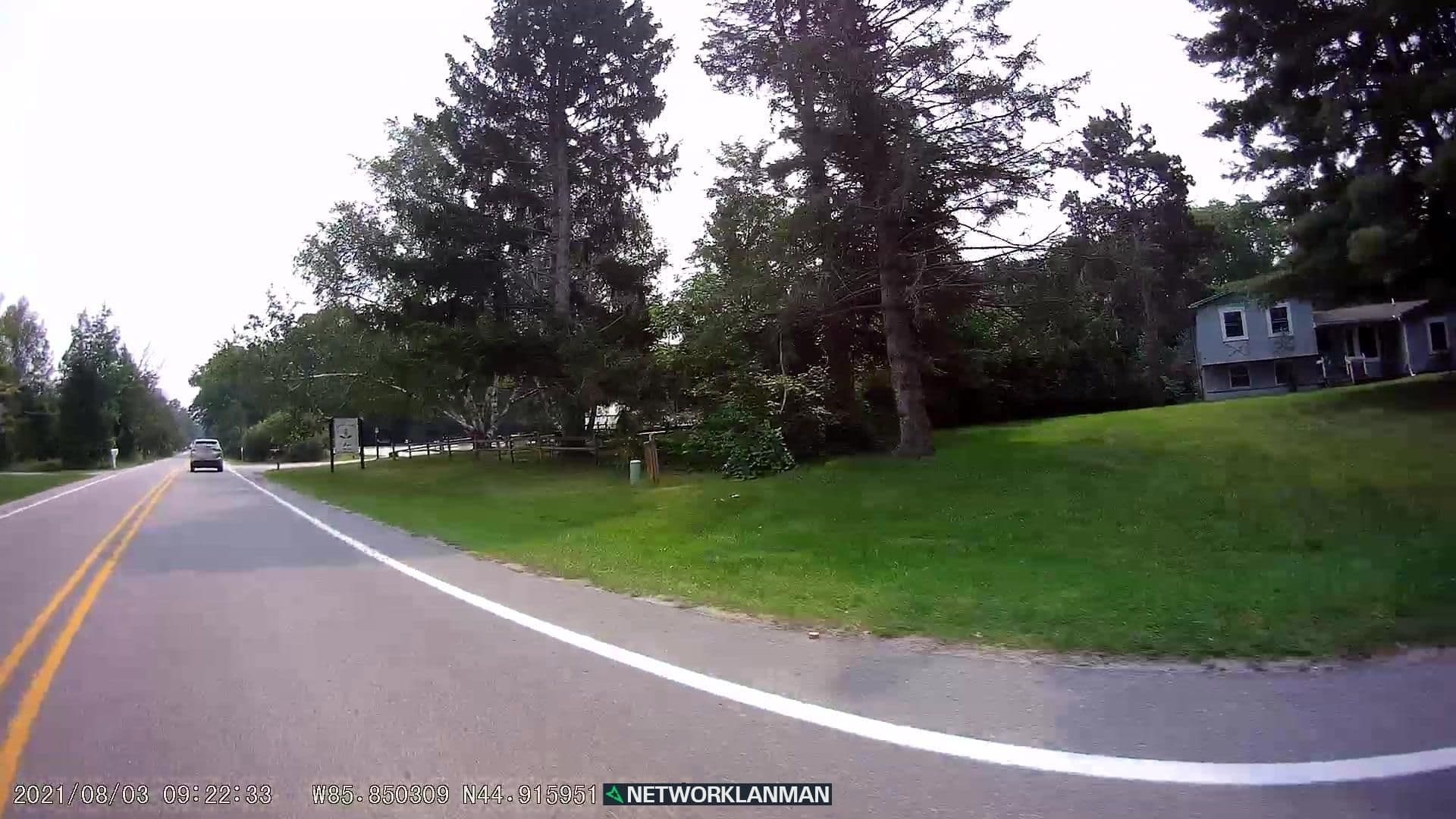 Street view near Little Traverse Inn, Greilickville — © networklanman (CC BY-SA · Mapillary)