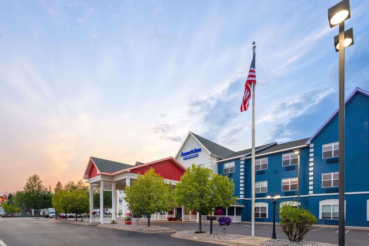 AmericInn by Wyndham Iron Mountain, Hotel in Iron Mountain