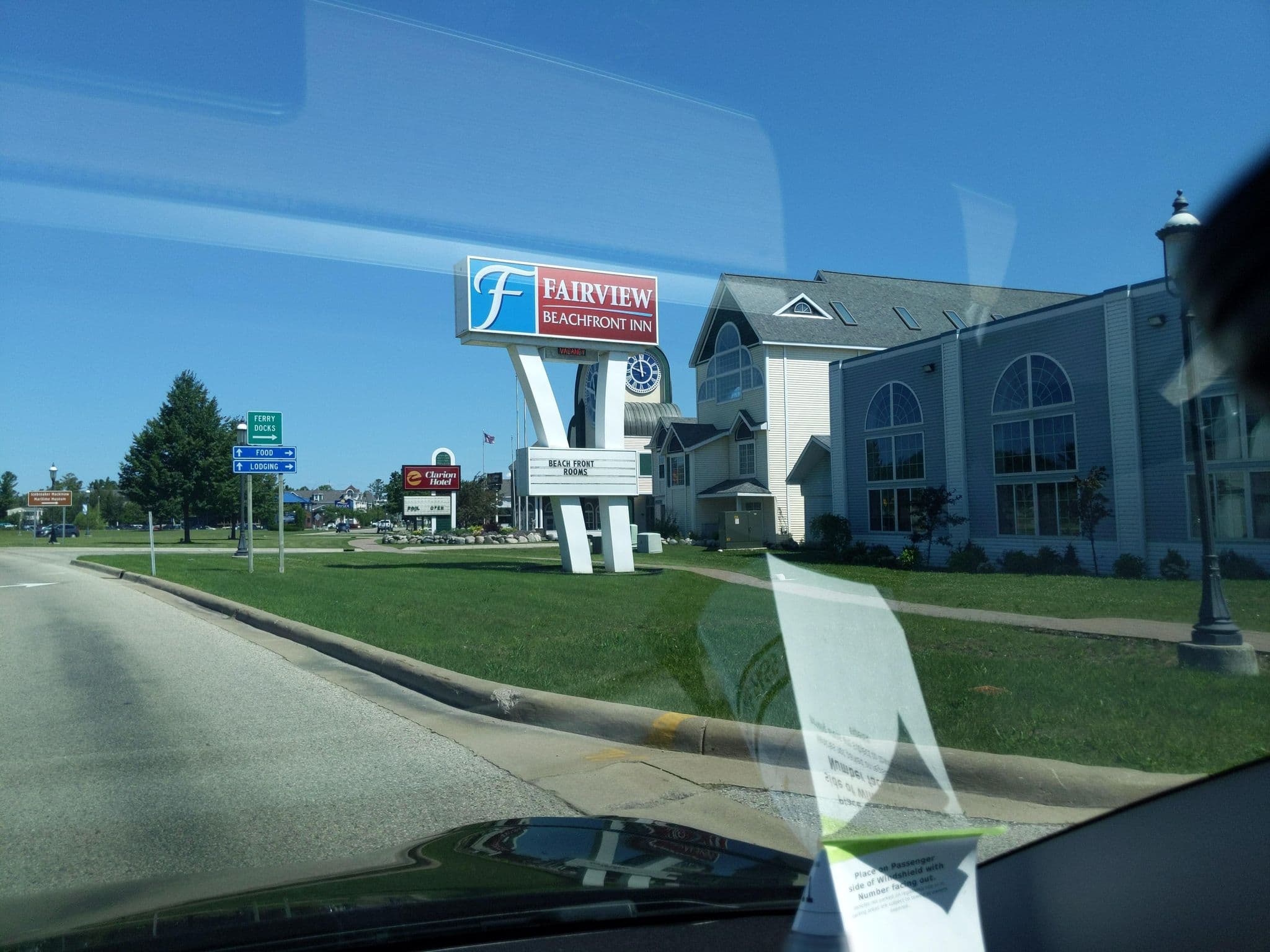 Street view near The Fairview Beachfront Inn & Waterpark of Mackinaw City, Saint Ignace