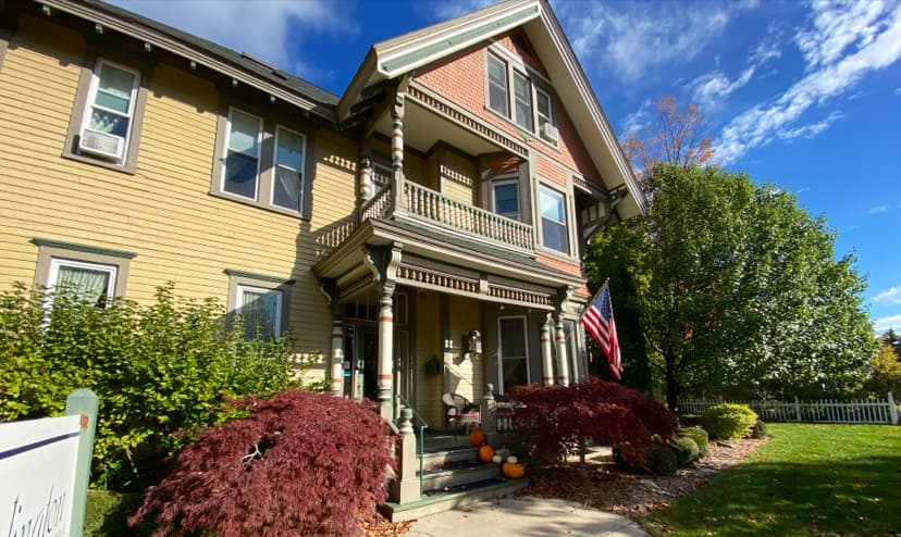 Ludington House Bed & Breakfast, Guesthouse in Ludington