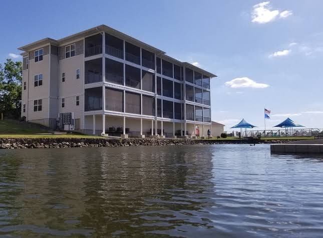 Robin's Resort, Hotel in Osage Beach