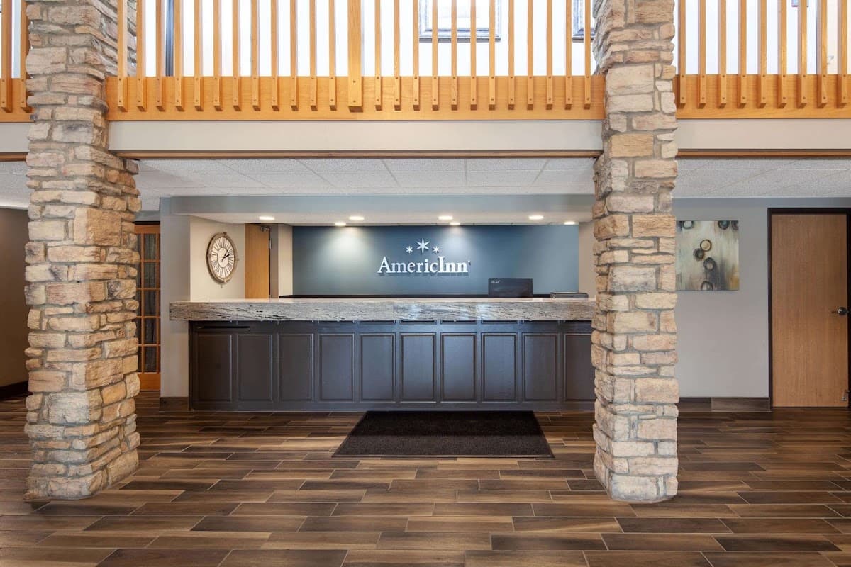 AmericInn by Wyndham Northfield, Hotel in Northfield