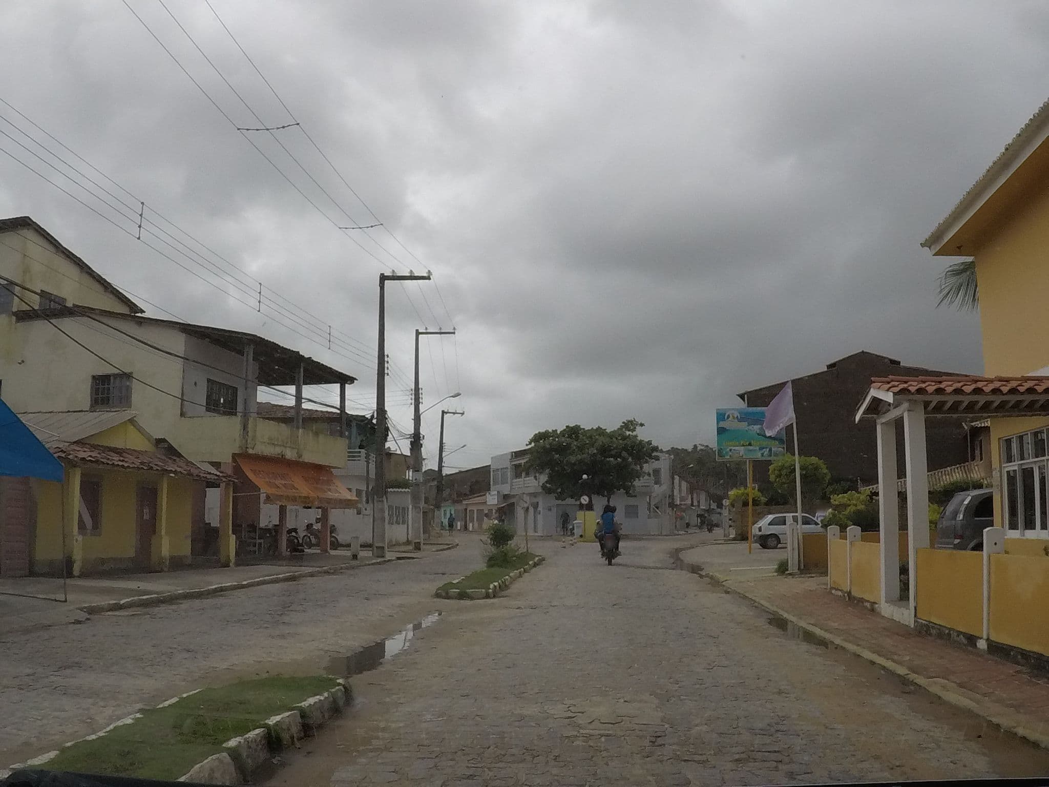 Street view near Pousada Sol Mar, Japaratinga — © luizruiz (CC BY-SA · Mapillary)