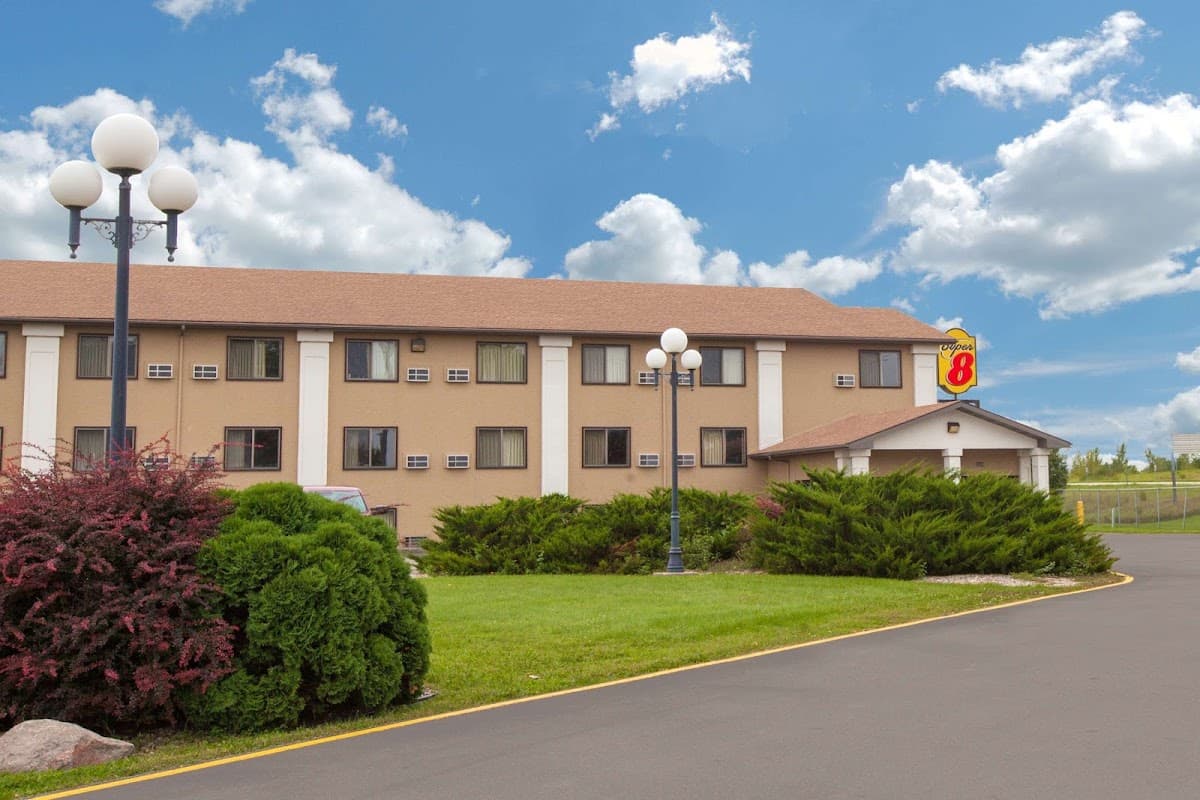Super 8 by Wyndham Clear Lake, Motel in Clear Lake