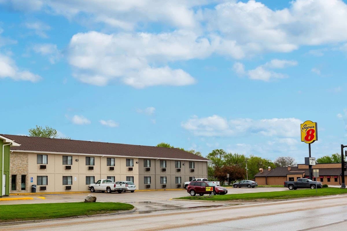 Super 8 Storm Lake, Motel in Storm Lake