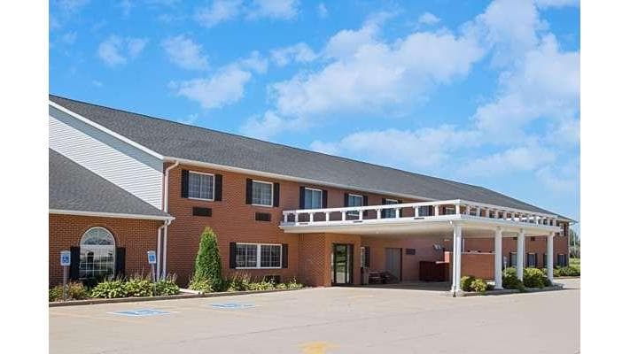 Super 8 by Wyndham New Hampton, Motel in New Hampton