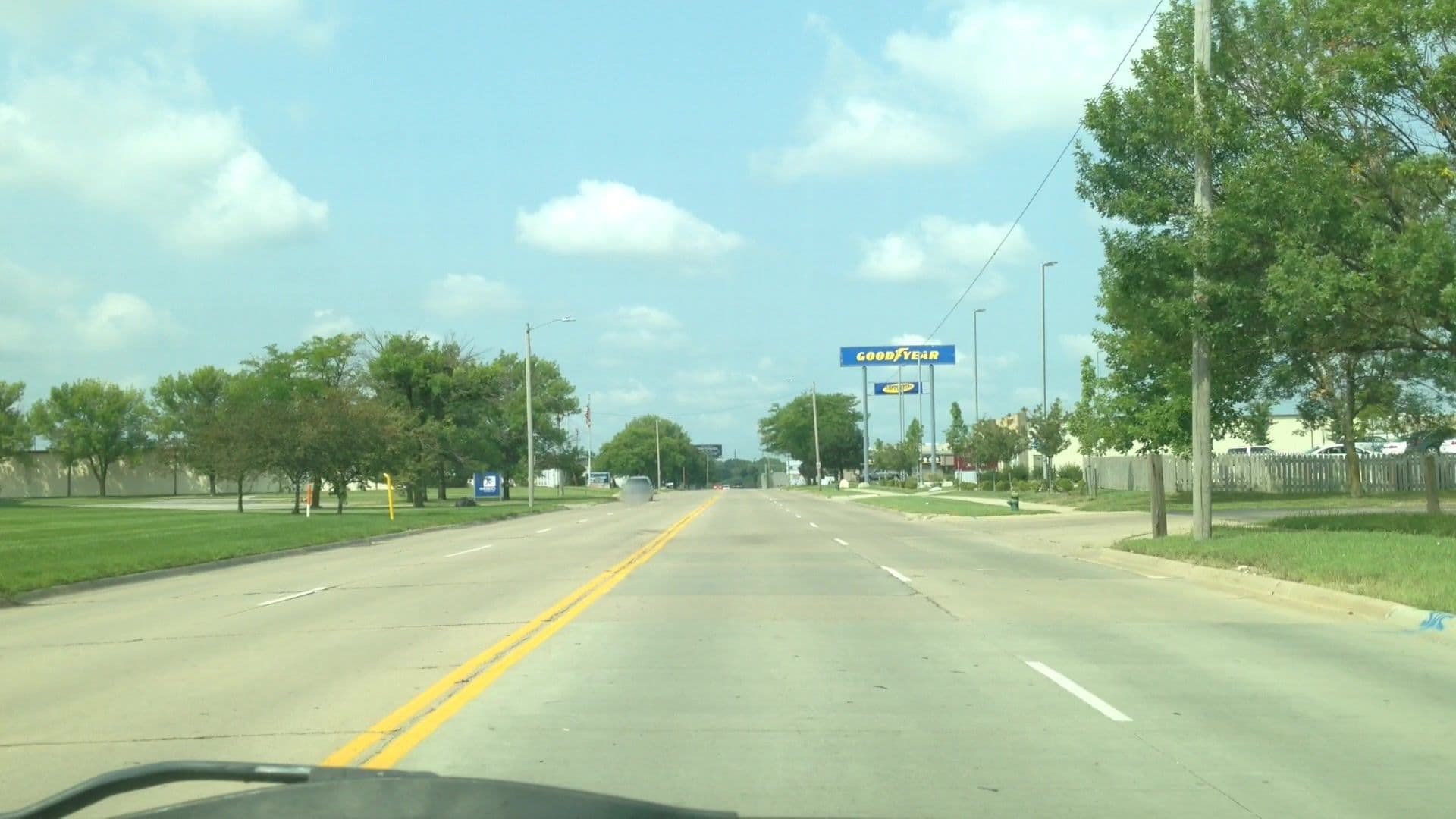 Street view near Baymont Cedar Rapids, Cedar Rapids — © lvl5 (CC BY-SA · Mapillary)