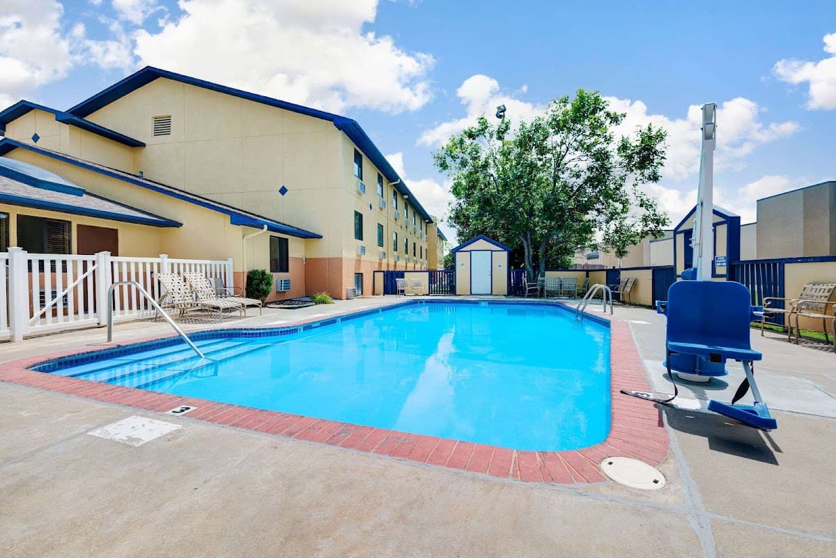 Super 8 by Wyndham Hutchinson, Motel in Hutchinson