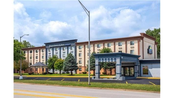 Days Inn and Suites by Wyndham Hammond, IN, Hotel in Calumet City
