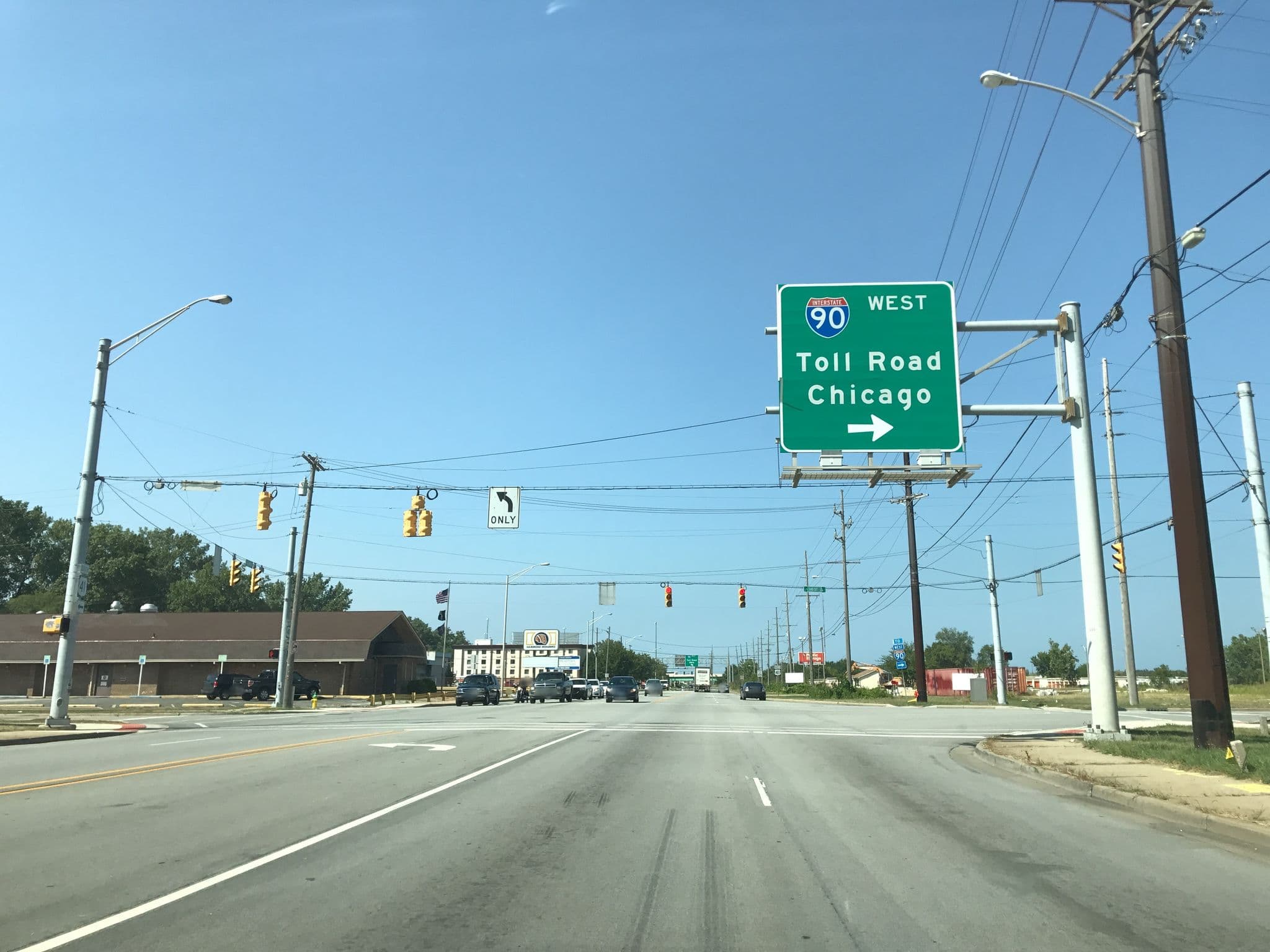 Street view near Super 8 Hammond/North, Calumet City — © mdroads (CC BY-SA · Mapillary)