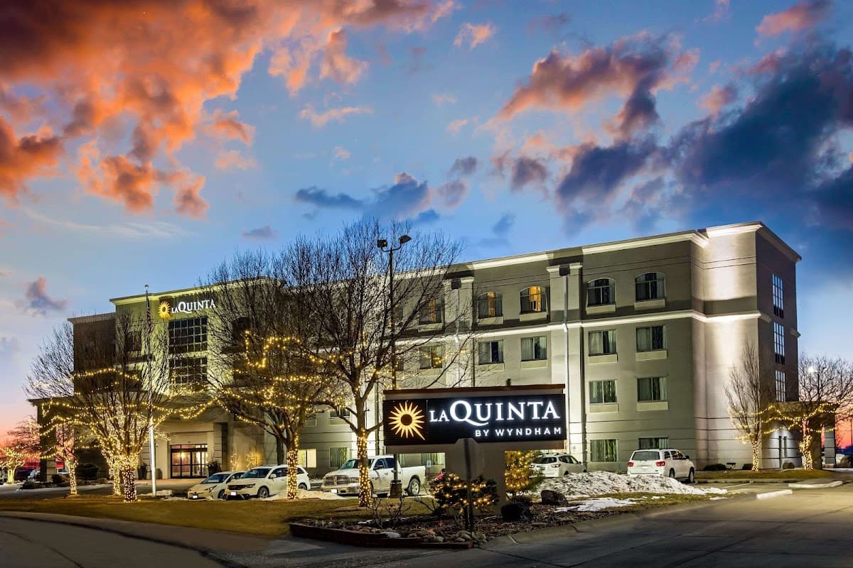 La Quinta Inn & Suites Kearney, Hotel in Kearney